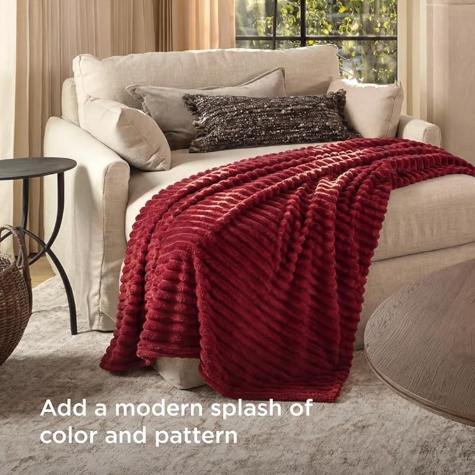 Bedsure Soft Red Throw Blanket for Couch Decor Gifts 50"x60" | Birthday Gifts - Image 3