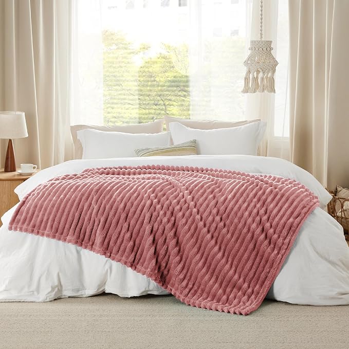 Bedsure Soft Throw Blanket for Couch Decor Gifts Dusty Pink 50"x60" | Birthday - Image 7