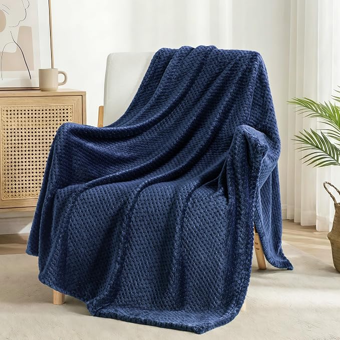Exclusivo Mezcla Soft Waffle Fleece Bed Blanket Queen Size, Cozy Flannel - Image 4