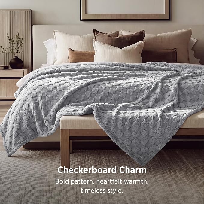 Bedsure GentleSoft Blankets Queen Size - Image 3