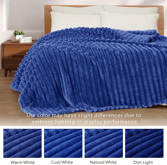 Exclusivo Mezcla Striped Twin Size Fleece Blanket - Image 3
