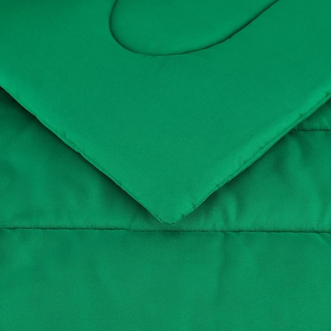Amazon Basics 7 Piece Soft, All-Season Microfiber Kid's Bed-in-a-Bag Bedding Set, Full/Queen, Solid, Green