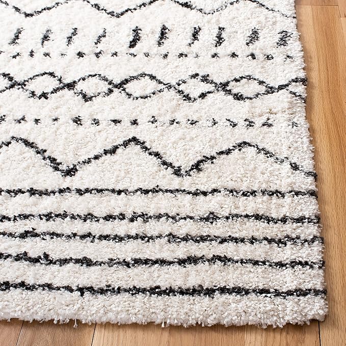 SAFAVIEH Arizona Shag Collection Area Rug - 6' x 8', Ivory & Black, Non-Shedding & Easy Cleaning, Plush Thick Pile, Ideal for Living Room, Bedroom, Dining Space (ASG741Z)