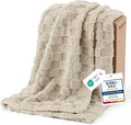 Bedsure GentleSoft Throw Blanket by Unknown