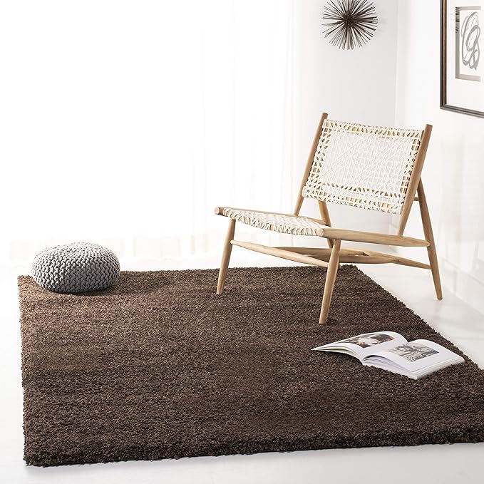SAFAVIEH Area Rug 4x6 by Unknown