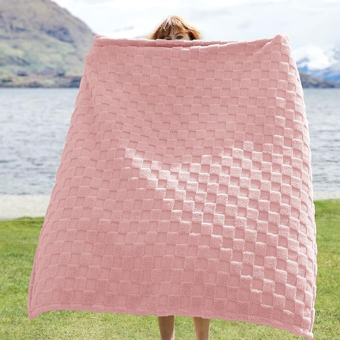 Bedsure GentleSoft Throw Blanket - Image 2