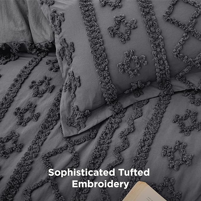 Bedsure Tufted Boho Comforter Set Full Size - Dark Grey Boho Bed Set, GentleSoft™ 3 Pieces Farmhouse Shabby Chic Embroidery Bedding, Gifts for Woman, Soft Jacquard Full Comforter for All Seasons