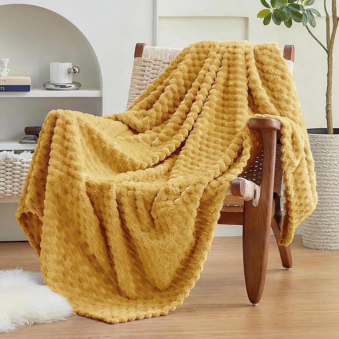 EXQ Home Gentle Soft Fleece Throw Blanket – Cozy Lightweight 3D Imitation by EXQHomeTexitleCoLtd