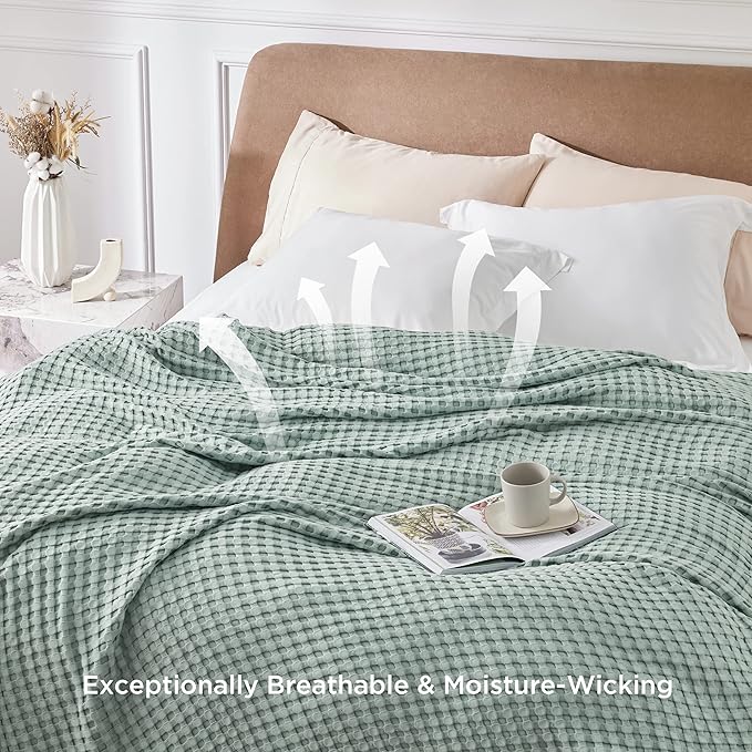 Bedsure Cooling Cotton Waffle Weave Blanket - Lightweight Breathable Blanket of Rayon Derived from Bamboo for Hot Sleepers, Luxury Throws for Bed, Couch and Sofa, Mint Green, 50x70 Inches