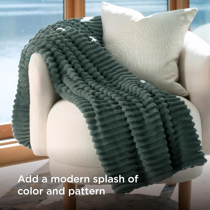 Bedsure Soft Throw Blanket for Couch Decor Gifts Mallard Green 50"x60" | - Image 4