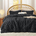 Bedsure Queen Comforter Set - Black Comforter, Boho Tufted Shabby Chic Bedding for Kids, 3 Pieces Vintage Farmhouse Bed Set for All Seasons, Fluffy Soft Bedding with 2 Pillow Shams
