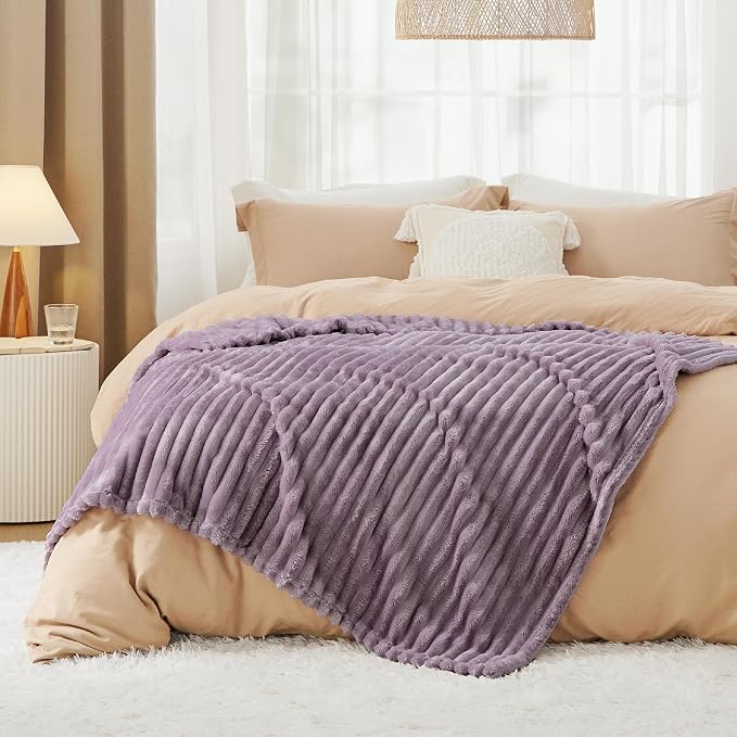 Bedsure Soft Twin Blanket for Bed Decor Gifts Light Purple 60"x80" | Birthday - Image 7