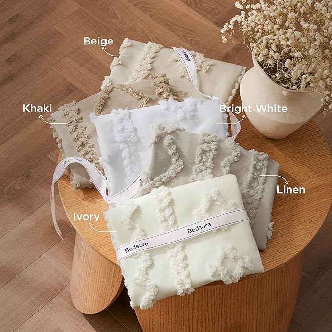 Bedsure Tufted Boho Comforter Set Queen Size - Beige Boho Bed Set, GentleSoft™ 3 Pieces Farmhouse Shabby Chic Embroidery Bedding, Gifts for Woman, Soft Jacquard Queen Comforter for All Seasons