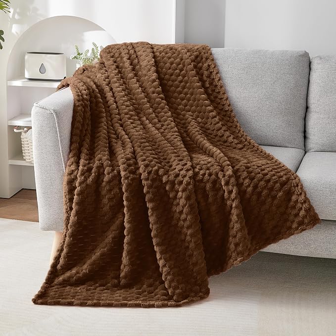 EXQ Home Gentle Soft Fleece Throw Blanket – Cozy Lightweight 3D Imitation - Image 3