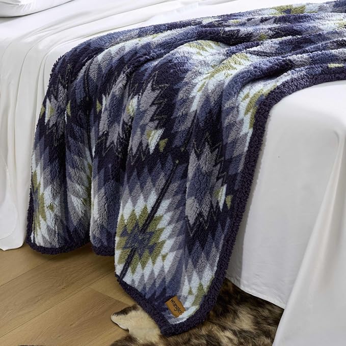Wrangler - Reversible Throw Blanket, 50 x 60, Printed Sherpa Fleece Blanket - Image 3