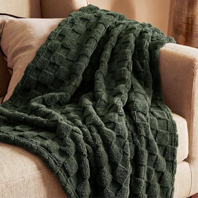 Bedsure GentleSoft Olive Green Throw Blanket - Image 5