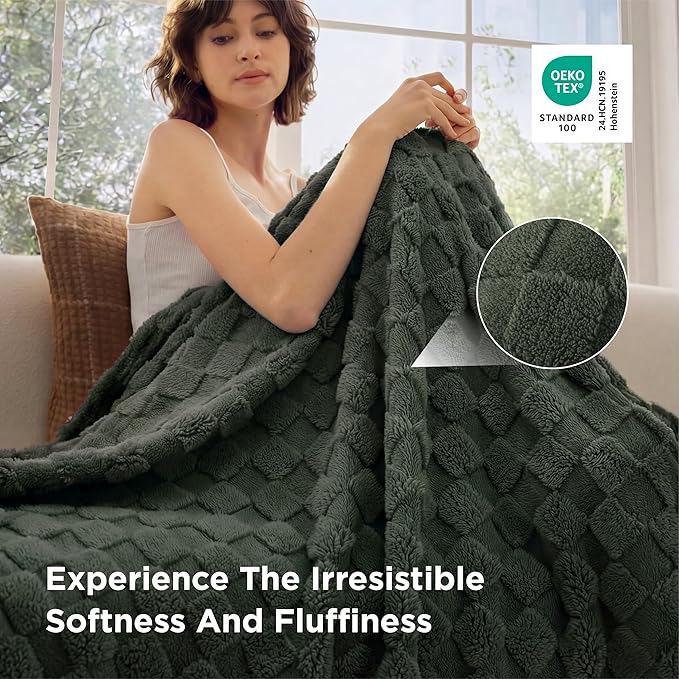Bedsure GentleSoft Twin Blanket - Image 4