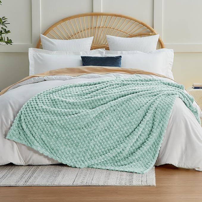 EXQ Home Gentle Soft Fleece Throw Blanket – Cozy Lightweight 3D Imitation - Image 2