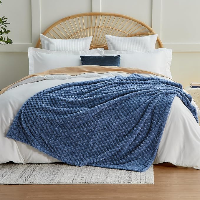 EXQ Home Soft Fleece Blanket Full Size – Cozy Lightweight 3D Imitation Turtle - Image 2