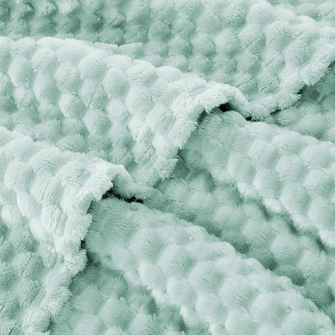EXQ Home Gentle Soft Fleece Throw Blanket – Cozy Lightweight 3D Imitation - Image 6