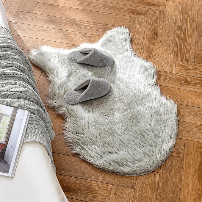 MIULEE Fluffy Area Rug 2x3 ft Faux Fur Sheepskin Rug - Image 5