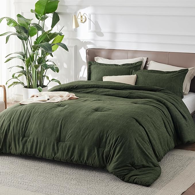 Bedsure Full Comforter Set - Dark Green Soft Bedding for All Seasons, Cationic Dyed Bed Set, 3 Pieces, 1 Full Size Comforter (82"x86") and 2 Pillow Shams (20"x26"+2")