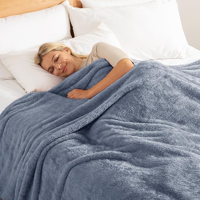 Exclusivo Mezcla Plush Fuzzy Fleece Bed Blanket Queen Size, Super Soft, Fluffy and Warm Blankets，Suitable for All Seasons (Stone Blue, 90x90 Inches)