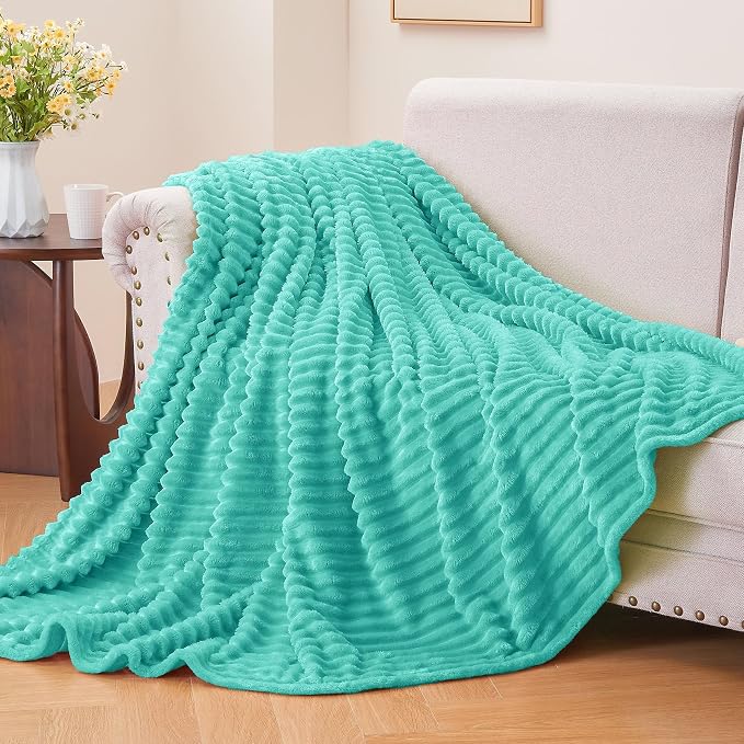 BEDELITE 3D Ribbed Jacquard Aqua Fleece Throw Blanket - Image 2