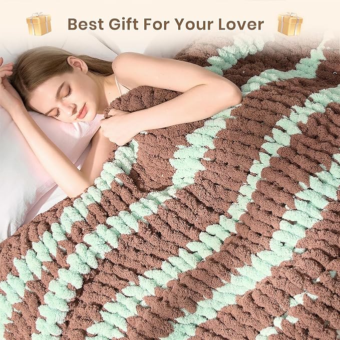 L'AGRATY Chunky Knit Throw Blanket - Image 7