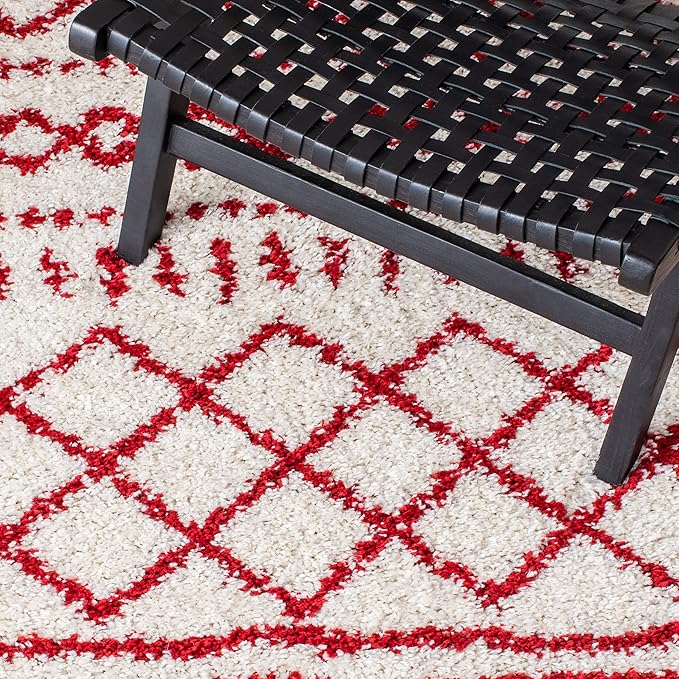 SAFAVIEH Arizona Shag Collection Area Rug - 6'7" Square, Ivory & Red, Moroccan Design, Non-Shedding & Easy Care, 1.6-inch Thick Ideal for High Traffic Areas in Living Room, Bedroom (ASG741P)