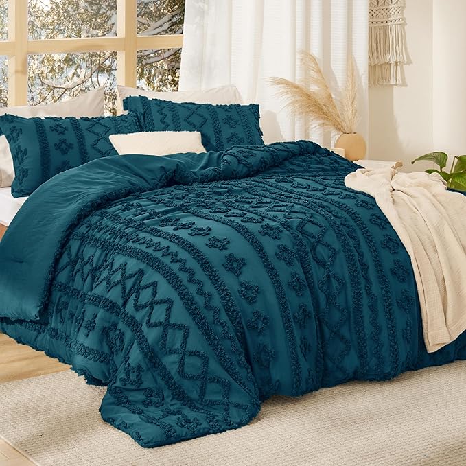 Bedsure Tufted Boho Comforter Set California King - Teal Boho Bed Set, GentleSoft 3 Pieces Farmhouse Shabby Chic Embroidery Bedding, Gifts for Woman, Soft Jacquard Comforter for All Seasons