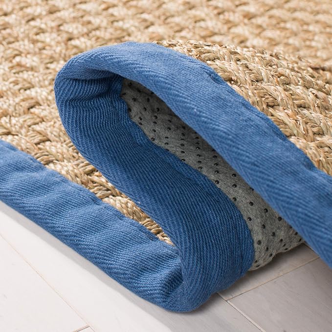 SAFAVIEH Area Rug 6' Round - Image 7