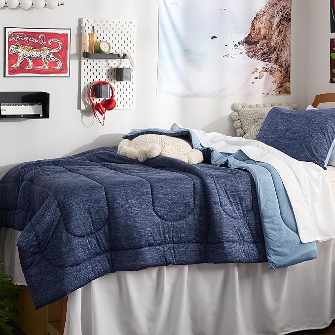 Bedsure Twin/Twin XL Comforter Set - Cooling and Warm Bed Set, Navy Blue Reversible Bedding for All Season, 2 Pieces, 1 Twin Size Comforter (68"x88") and 1 Pillow Case (20"x26")
