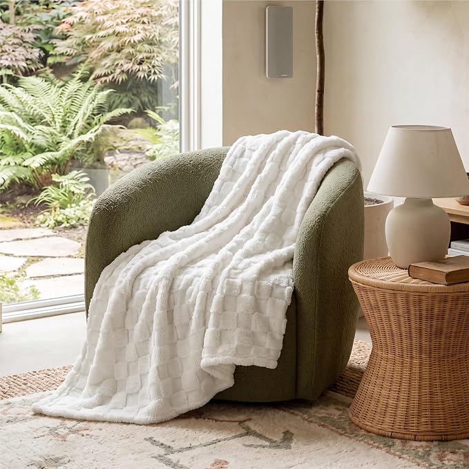 Bedsure GentleSoft Twin Blanket - Image 7