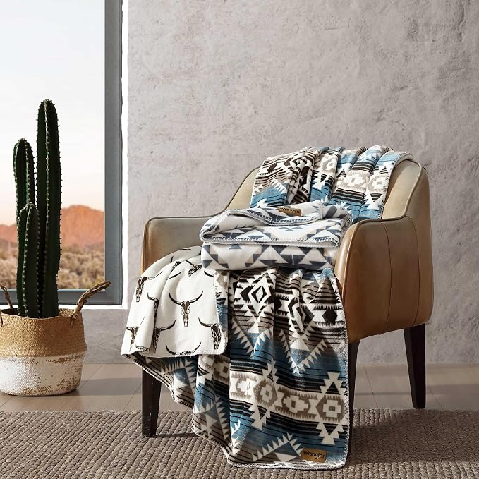 Wrangler - Oversized Fleece Throw Blanket - Image 3