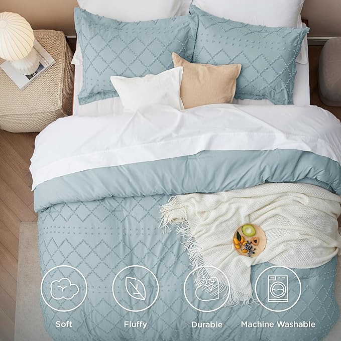 Bedsure King Comforter Set - Dusty Blue Comforter, Boho Tufted Shabby Chic Bedding for Kids, 3 Pieces Vintage Farmhouse Bed Set for All Seasons, Fluffy Soft Bedding with 2 Pillow Shams