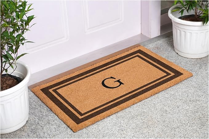 Calloway Mills 152982436G Brown Border 24" x 36" Monogram Doormat - Image 2