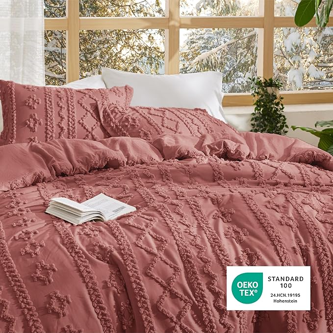 Bedsure Tufted Boho Comforter Set Twin Size - Grayish Pink Boho Bed Set, GentleSoft™ 2 Pieces Farmhouse Shabby Chic Embroidery Bedding, Gifts for Woman, Soft Jacquard Twin Comforter for All Seasons