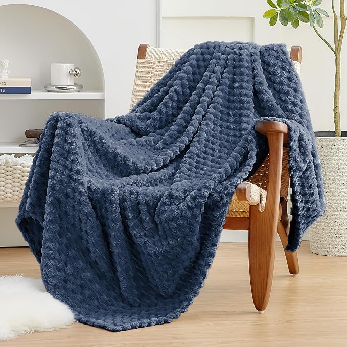 EXQ Home Gentle Soft Fleece Throw Blanket – Cozy Lightweight 3D Imitation by EXQHomeTexitleCoLtd