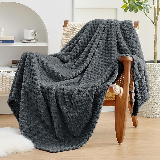 EXQ Home Gentle Soft Fleece Throw Blanket – Cozy Lightweight 3D Imitation by EXQHomeTexitleCoLtd