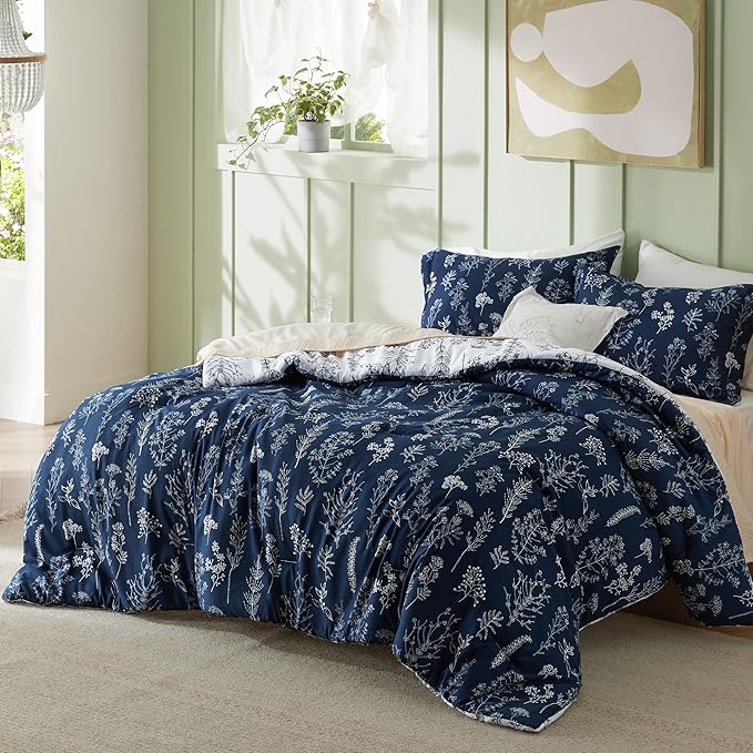 Bedsure Twin/Twin XL Comforter Set - Navy Bed Set, 2 Pieces Cute Floral Bedding, 1 Soft Reversible Botanical Flowers Comforter and 1 Pillow Sham