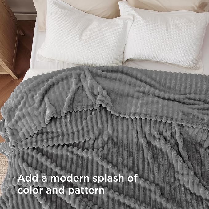 Bedsure Soft Queen Size Blanket - Image 3