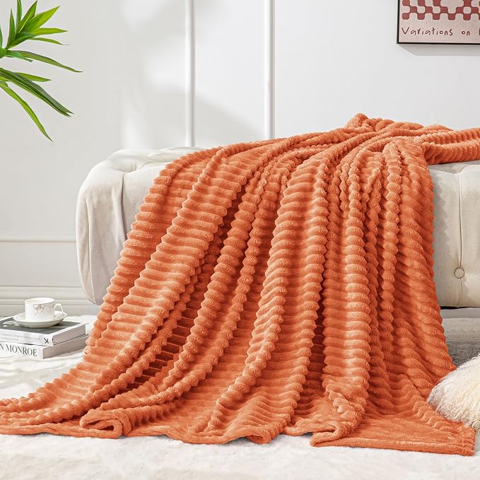 BEDELITE 3D Ribbed Burt Orange Fleece Twin Fall Blanket by BEDELITE