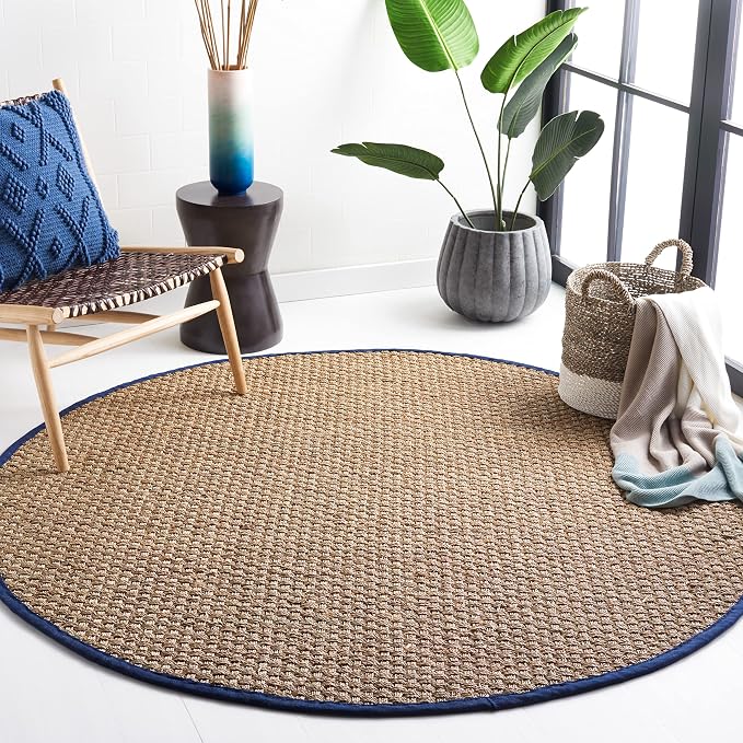SAFAVIEH Area Rug 8' Round by Unknown