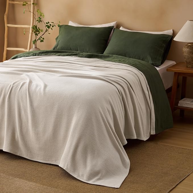 Bedsure GentleSoft 100% Cotton Blanket Queen Size - Image 4