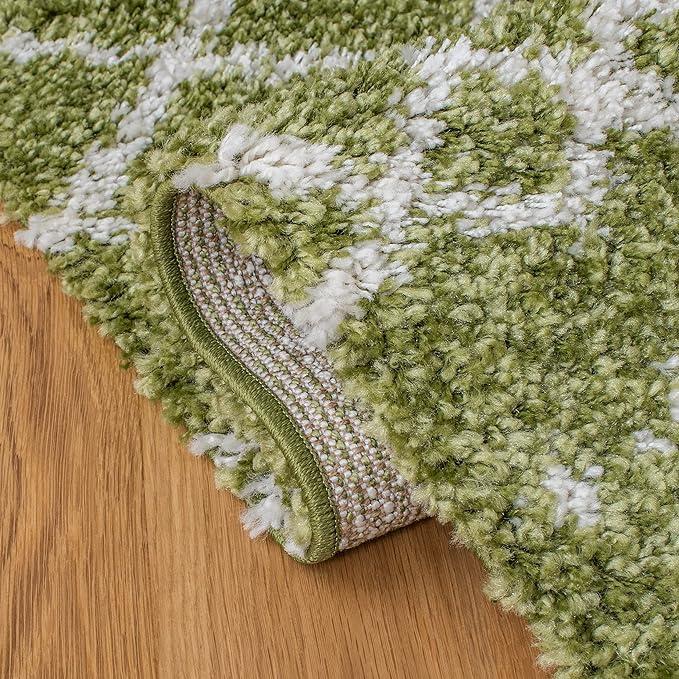 SAFAVIEH Arizona Shag Collection Area Rug - 5'1" x 7'6", Green & Ivory, Moroccan Design, Non-Shedding & Easy Care, 1.6-inch Thick Ideal for High Traffic Areas in Living Room, Bedroom (ASG741X)