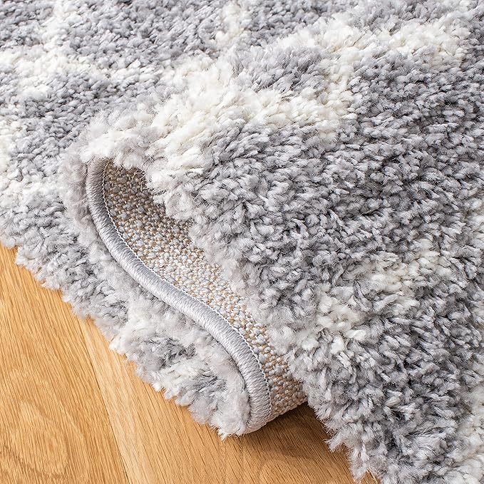 SAFAVIEH Arizona Shag Collection Area Rug - 6' x 8', Grey & Ivory, Non-Shedding & Easy Cleaning, Plush Thick Pile, Ideal for Living Room, Bedroom, Dining Space (ASG741G)