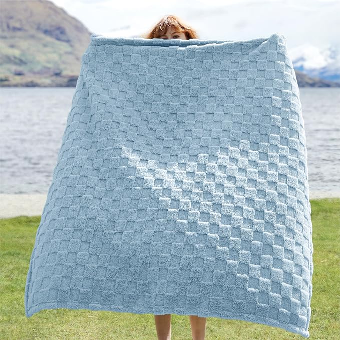 Bedsure GentleSoft Baby Blue Throw Blanket - Image 9