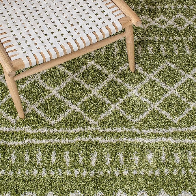 SAFAVIEH Arizona Shag Collection Area Rug - 9' x 12', Green & Ivory, Moroccan Design, Non-Shedding & Easy Care, 1.6-inch Thick Ideal for High Traffic Areas in Living Room, Bedroom (ASG741X)