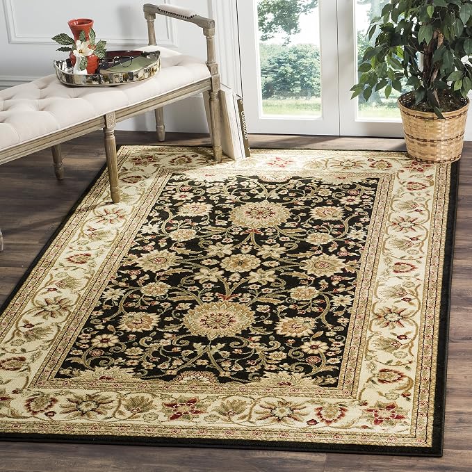 SAFAVIEH Lyndhurst Collection Accent Rug by Unknown
